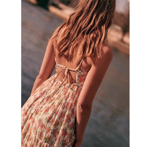 🌿|NWT| Sézane Helene Dress - Picture 3 of 16